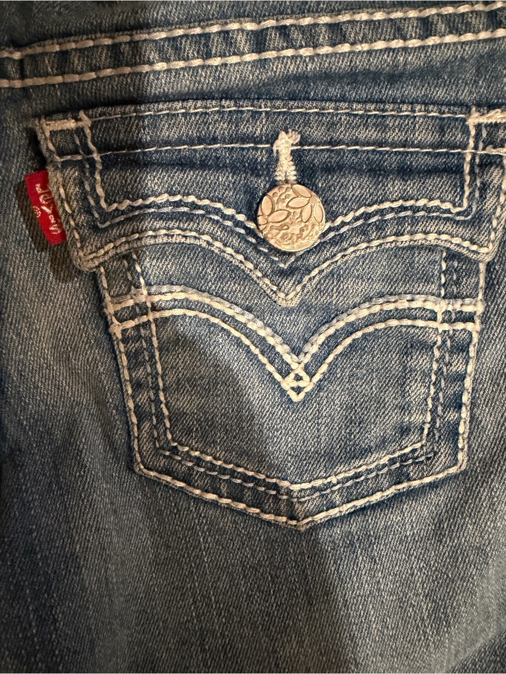 Levi’s Girls Size 7 Regular Bootcut Blue Jeans - Picture 9 of 9